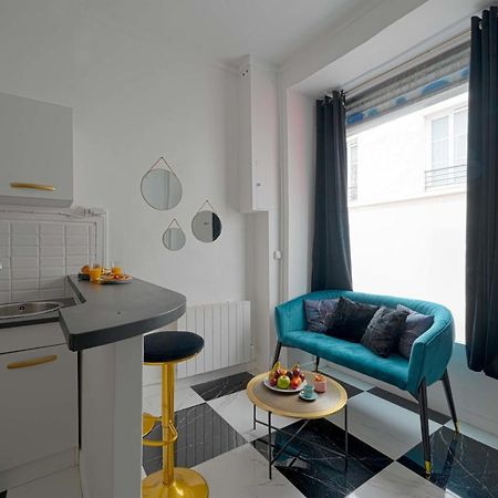Ferienwohnung Black & White - Chic & Petit Maison- Pigalle 9Eme Paris Exterior foto