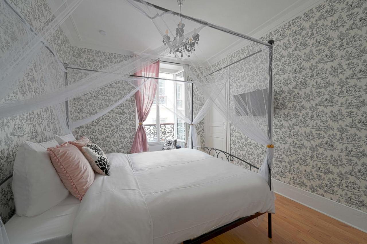 Ferienwohnung Black & White - Chic & Petit Maison- Pigalle 9Eme Paris Exterior foto